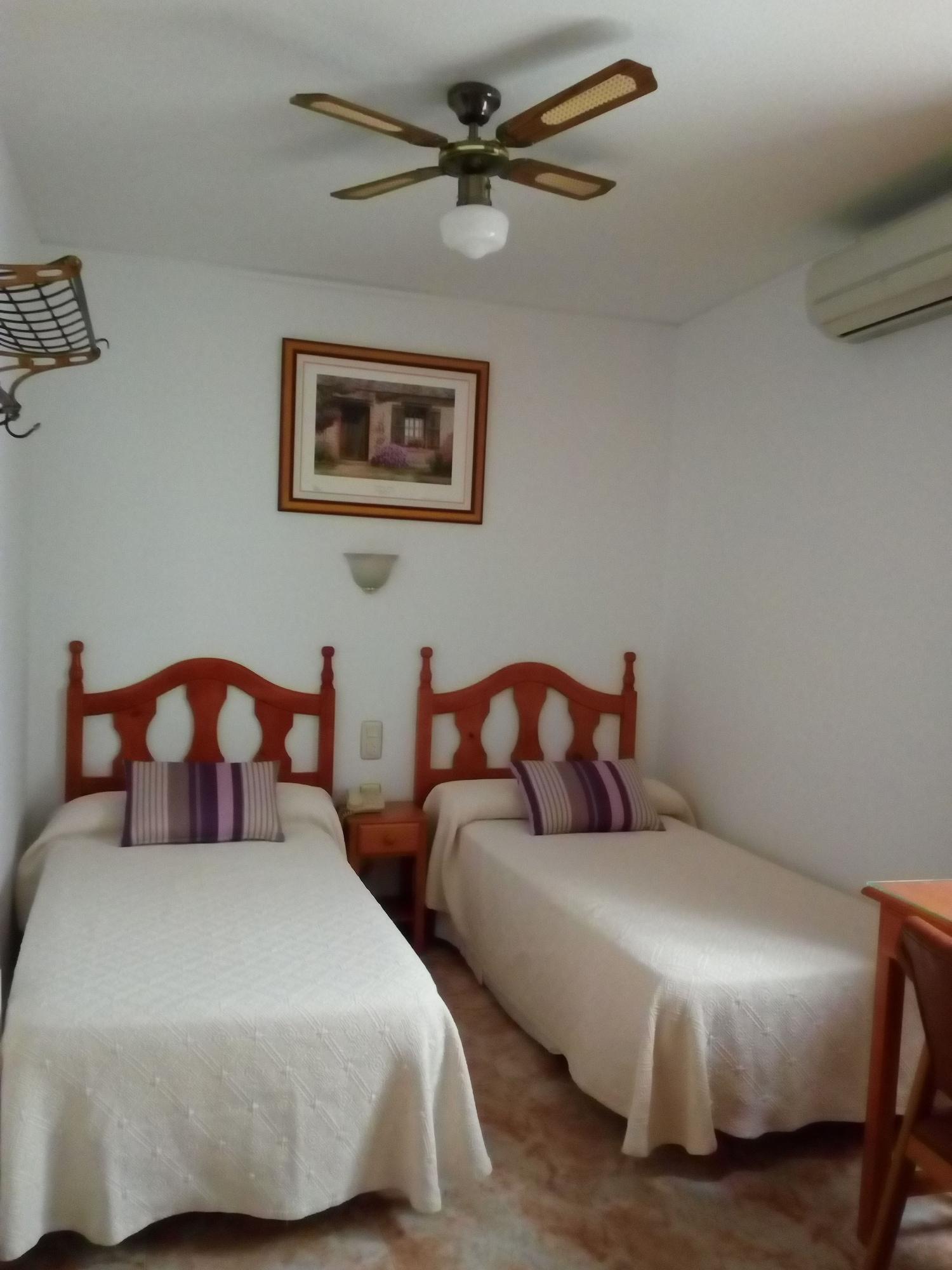 Hostal Rural Montual Los Baños Kültér fotó