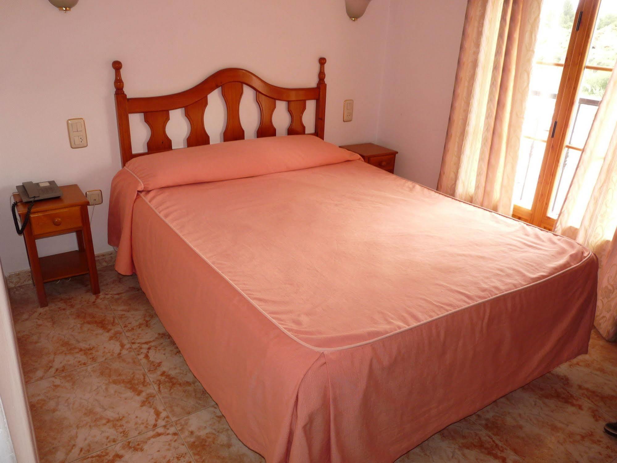Hostal Rural Montual Los Baños Kültér fotó