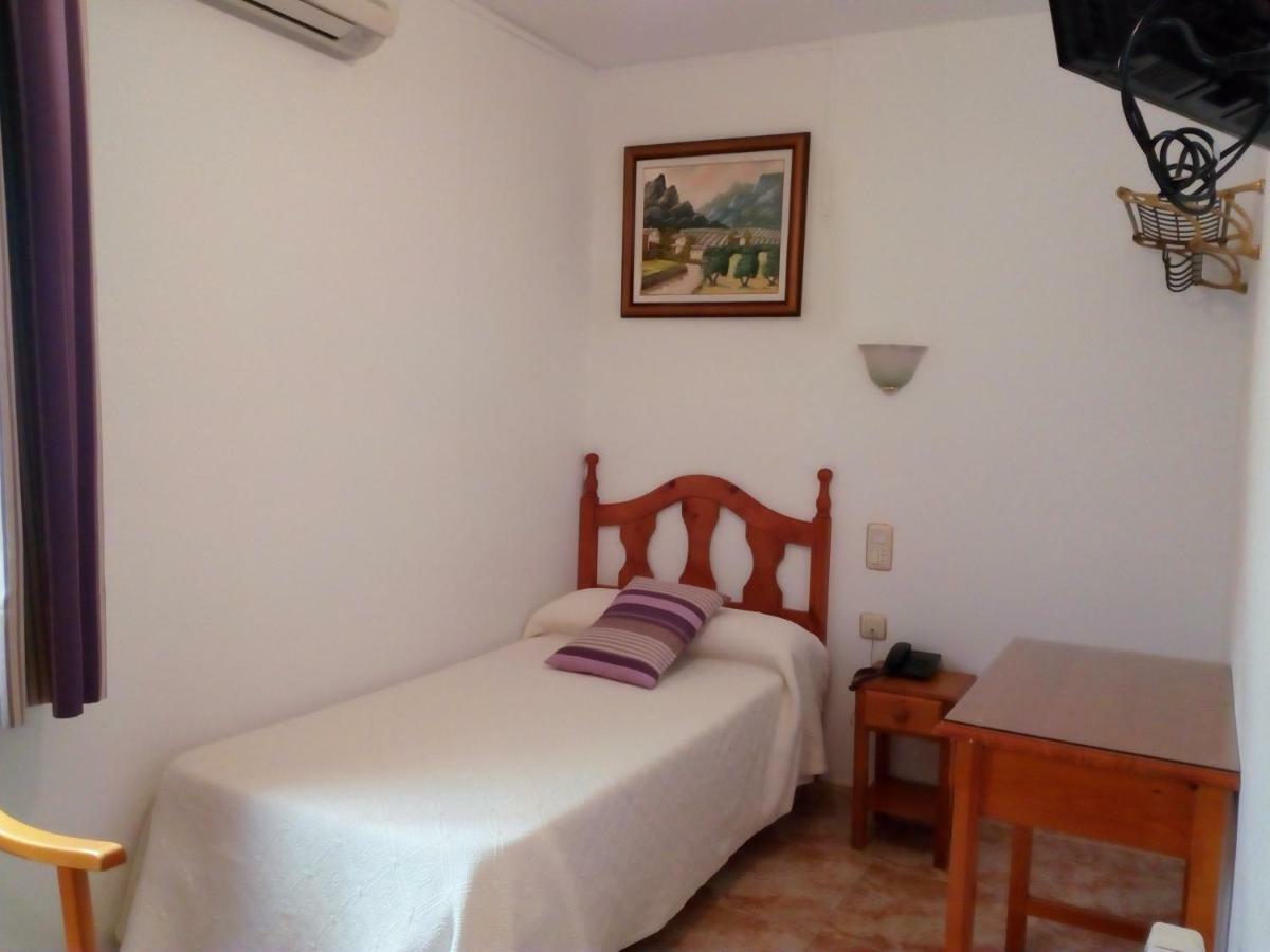 Hostal Rural Montual Los Baños Kültér fotó